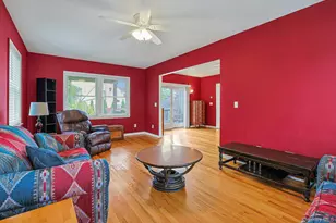 19 Cambridge Street E, Valhalla, NY 10595 - Photo 9