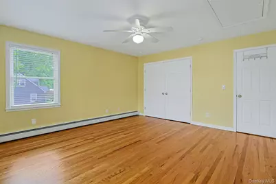 19 Cambridge Street E, Valhalla, NY 10595 - Photo 23
