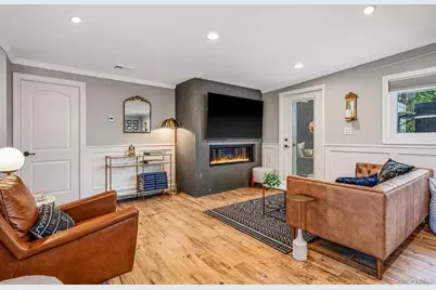174 Secatogue Lane W, West Islip, NY 11795 - Photo 27