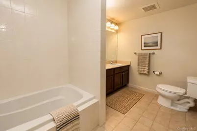 1204 Round Pointe Drive, Haverstraw, NY 10927 - Photo 27