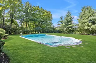 4 Broadlawn Ave, Great Neck, NY 11024 - Photo 27