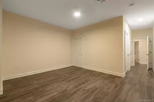 18 Creek Rd, Huntington, NY 11743 - Photo 9