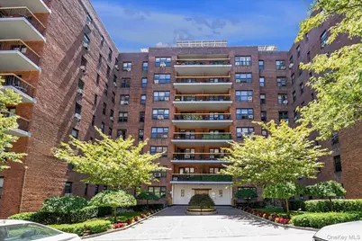 67-76 Booth Street #2i, Forest Hills, NY 11375 - Photo 1