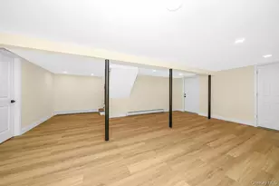 212 Westbury Blvd, Hempstead, NY 11550 - Photo 25