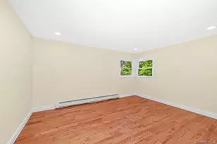 212 Westbury Blvd, Hempstead, NY 11550 - Photo 11