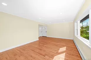 212 Westbury Blvd, Hempstead, NY 11550 - Photo 15