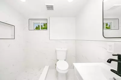 212 Westbury Boulevard, Hempstead, NY 11550 - Photo 27
