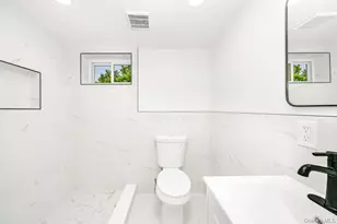 212 Westbury Blvd, Hempstead, NY 11550 - Photo 27