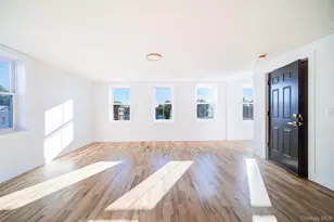258 State St, Hudson, NY 12534 - Photo 5