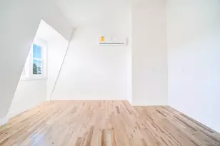258 State St, Hudson, NY 12534 - Photo 5