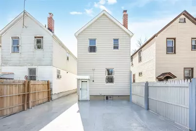 8409 107th Avenue, Ozone Park, NY 11417 - Photo 33