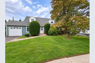 29 Emerson Court, Westbury, NY 11590 - Photo 1