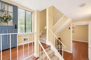 153 Treetop Cir, Nanuet, NY 10954 - Photo 3