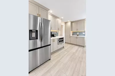 94 Massapequa Avenue, Massapequa, NY 11758 - Photo 7