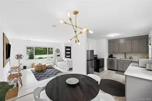 138 W Tiana Rd, Hampton Bays, NY 11946 - Photo 5