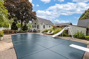 21 James St, Islip, NY 11751 - Photo 19