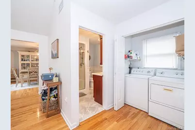 21 James Street, Islip, NY 11751 - Photo 11