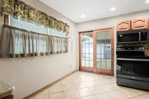 937 Mirabelle Ave, Westbury, NY 11590 - Photo 7