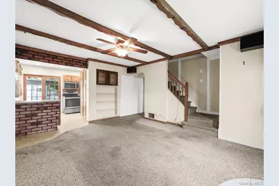 937 Mirabelle Avenue, Westbury, NY 11590 - Photo 5