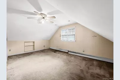 937 Mirabelle Avenue, Westbury, NY 11590 - Photo 17