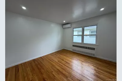 19 Gibson Boulevard, Valley Stream, NY 11581 - Photo 5