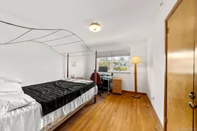 47 Diamond Avenue, East Meadow, NY 11554 - Photo 15