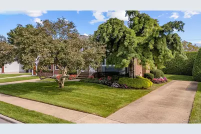 47 Diamond Avenue, East Meadow, NY 11554 - Photo 33