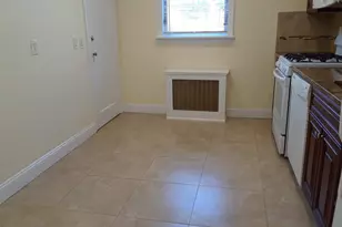 29 N Long Beach Rd, Rockville Centre, NY 11570 - Photo 11
