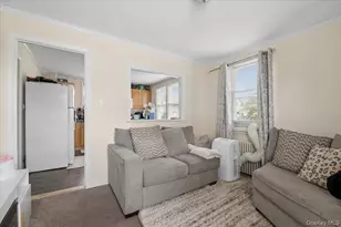 21 E St Marks Pl, Valley Stream, NY 11580 - Photo 23