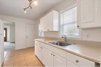 21 E Saint Marks Place, Valley Stream, NY 11580 - Photo 13