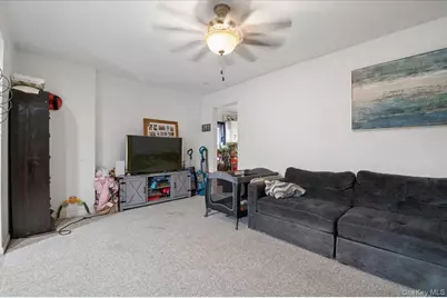 21 E Saint Marks Place, Valley Stream, NY 11580 - Photo 5