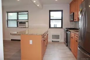 61 White Oak St, New Rochelle, NY 10801 - Photo 5