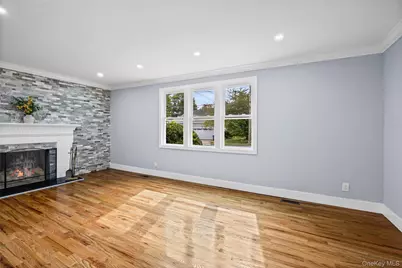81 Rowe Avenue, East Rockaway, NY 11563 - Photo 15