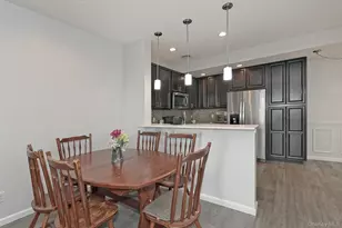 212 Clubhouse Cir, Melville, NY 11747 - Photo 9