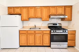 73-27 198th St, Fresh Meadows, NY 11366 - Photo 5