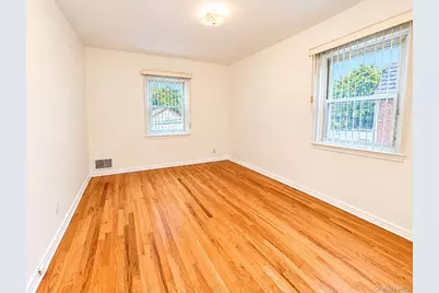 73-27 198th Street #2nd FL, Fresh Meadows, NY 11366 - Photo 7