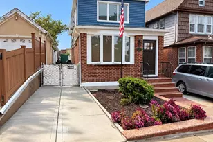 63-44 53rd Dr, Maspeth, NY 11378 - Photo 3