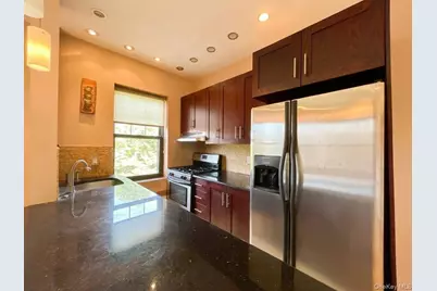 69-84 136th Street #B, Flushing, NY 11367 - Photo 5