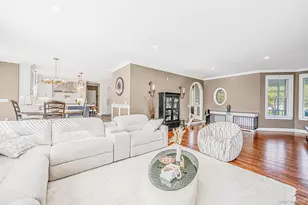 15 Woodland Ct, Wading River, NY 11792 - Photo 11