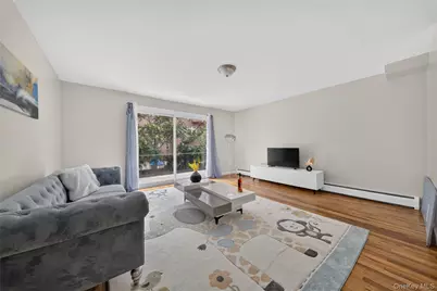 6722 Burns Street, Forest Hills, NY 11375 - Photo 5