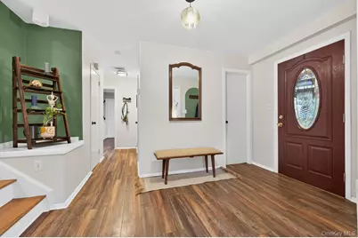 39 Drohan Street, Huntington, NY 11743 - Photo 5