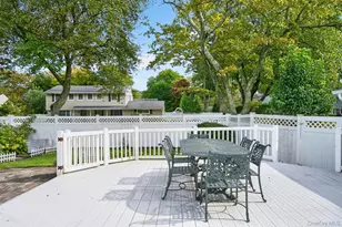 39 Drohan St, Huntington, NY 11743 - Photo 39