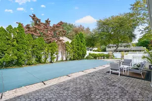 39 Drohan St, Huntington, NY 11743 - Photo 41