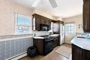 78 Gates Ave, Valley Stream, NY 11580 - Photo 11