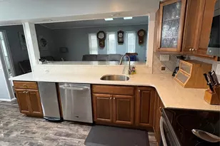 34 Floyd Rd, Shirley, NY 11967 - Photo 7