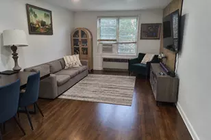 1304 Midland Ave, Yonkers, NY 10704 - Photo 3