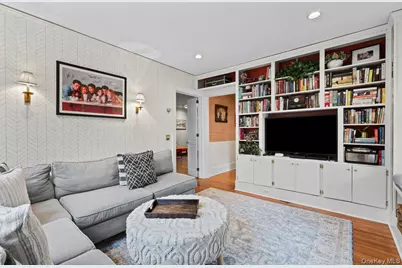 38 Sands Street, Mount Kisco, NY 10549 - Photo 17
