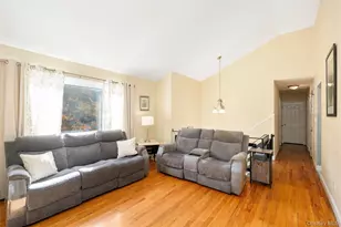 36 Baldwin Dr, Wappingers Falls, NY 12590 - Photo 5