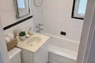 152-61 11th Ave, Whitestone, NY 11357 - Photo 17