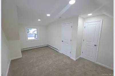 200 Raff Avenue, Elmont, NY 11003 - Photo 19